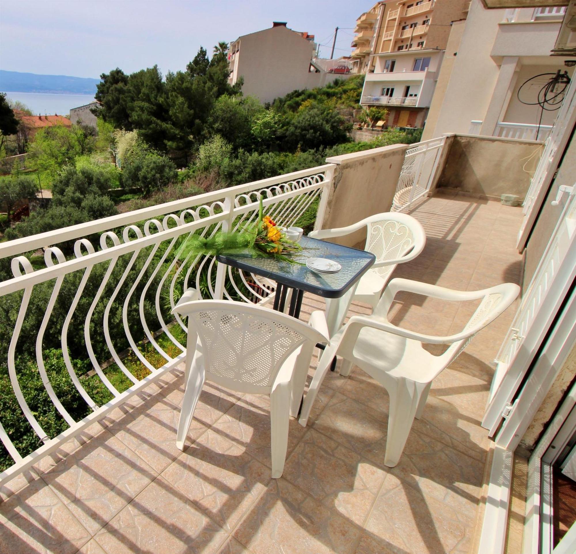 Apartments Marusic Omiš Exteriör bild